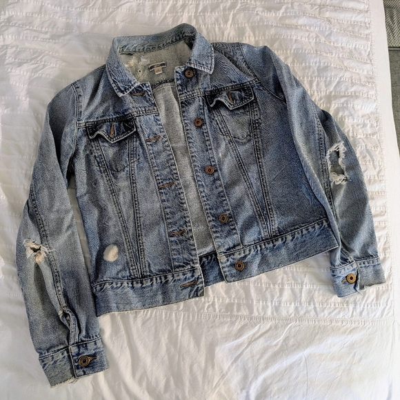 GAP Jackets & Blazers - GAP Denim Jean Jacket Medium Wash Distressed Look - Cotton